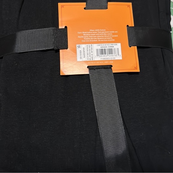 Hyde & EEK! Boutique Black White Skeleton Womens Halloween Pajama Set - Picture 4 of 4